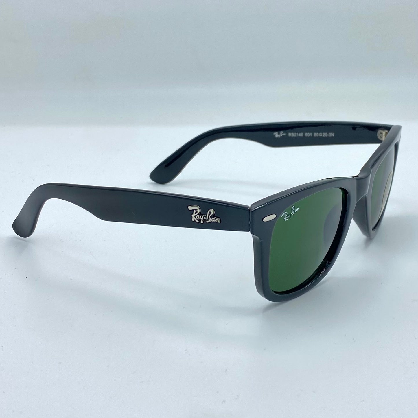 RB 21-40 901 Wayfarer